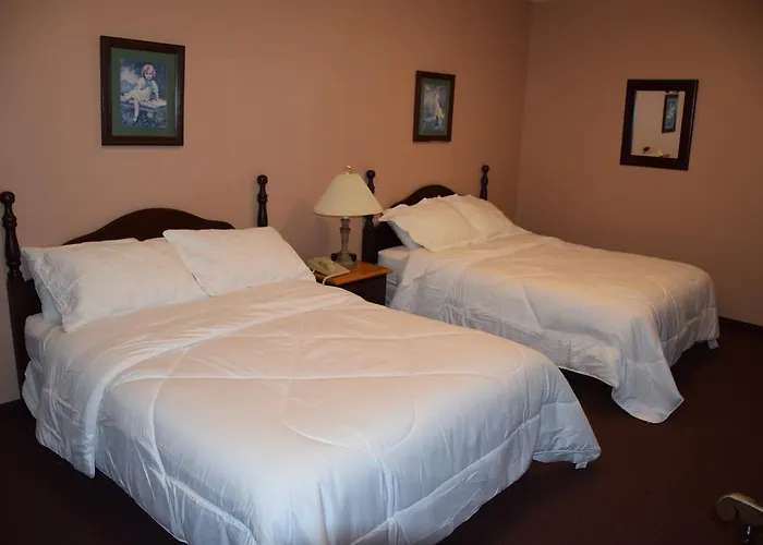 Lynwood Inn